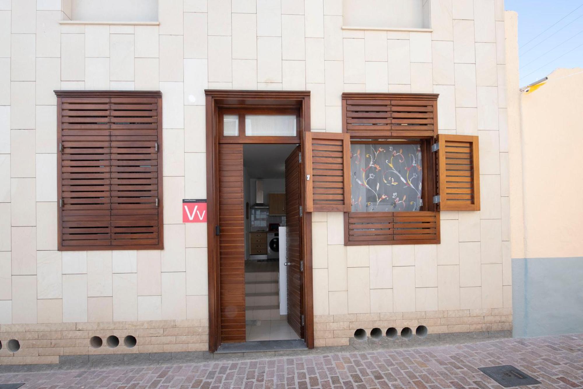 Hauzify I Celeste Apartment